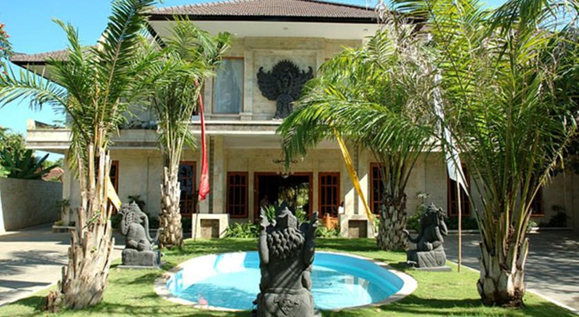 Oyo 2334 Melka Excelsior Hotel Singaraja  Exterior photo
